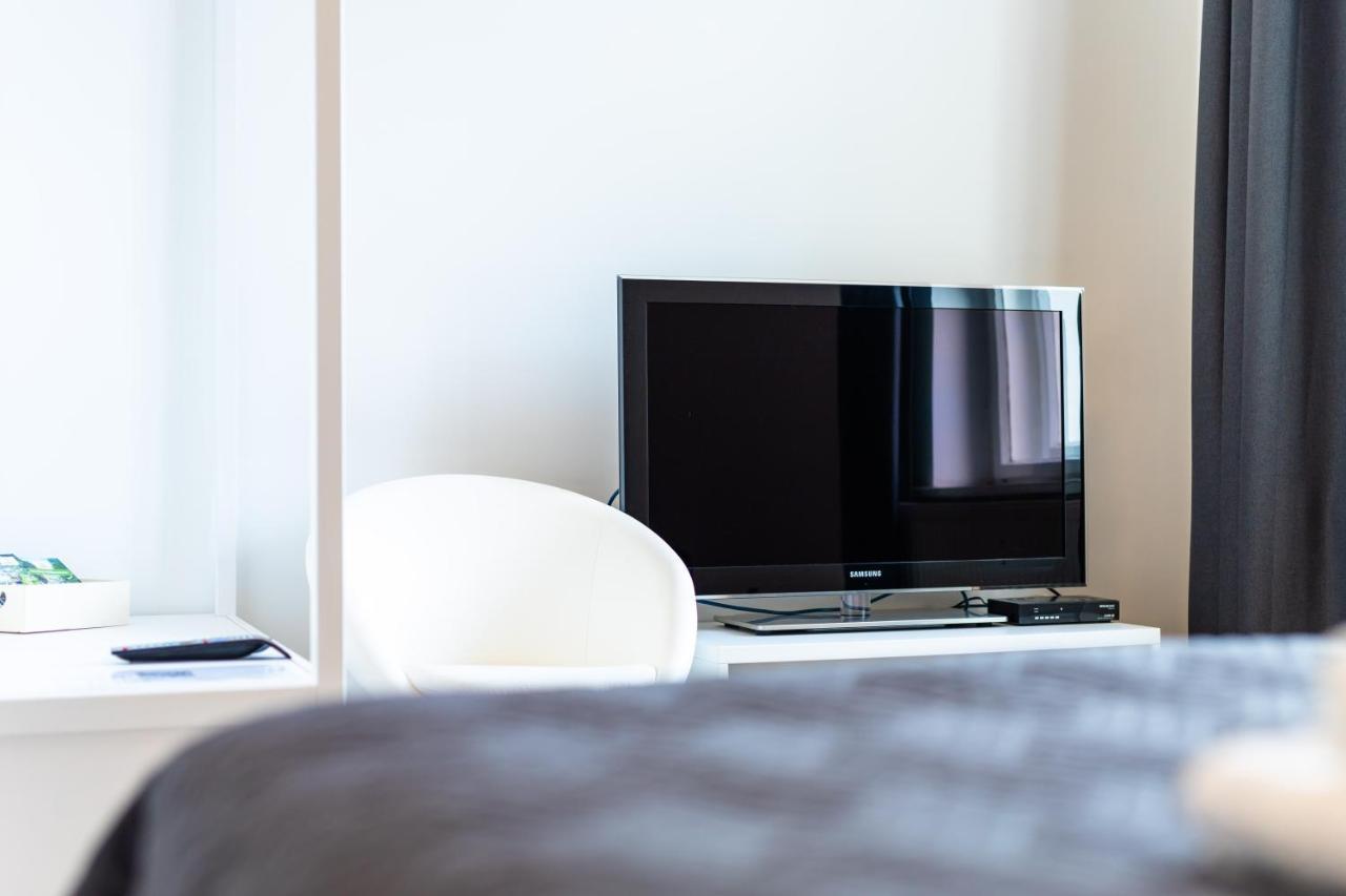 Hotel Am Hain Lubben Ngoại thất bức ảnh